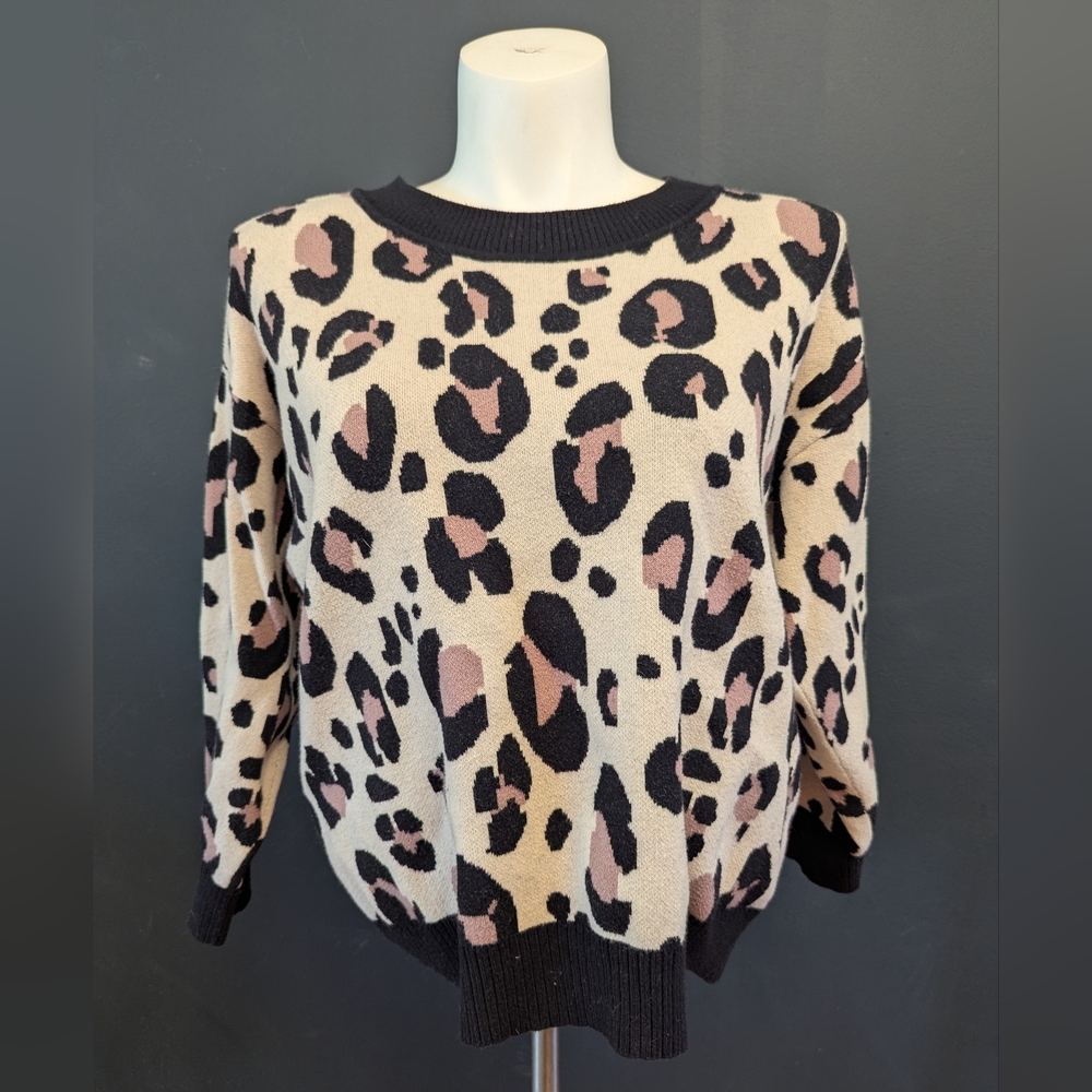 EVRI 1X Leopard Print Knit Sweater